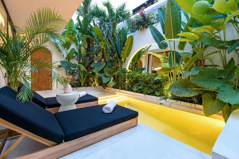 AV Base White Villas — фото 1 из 6