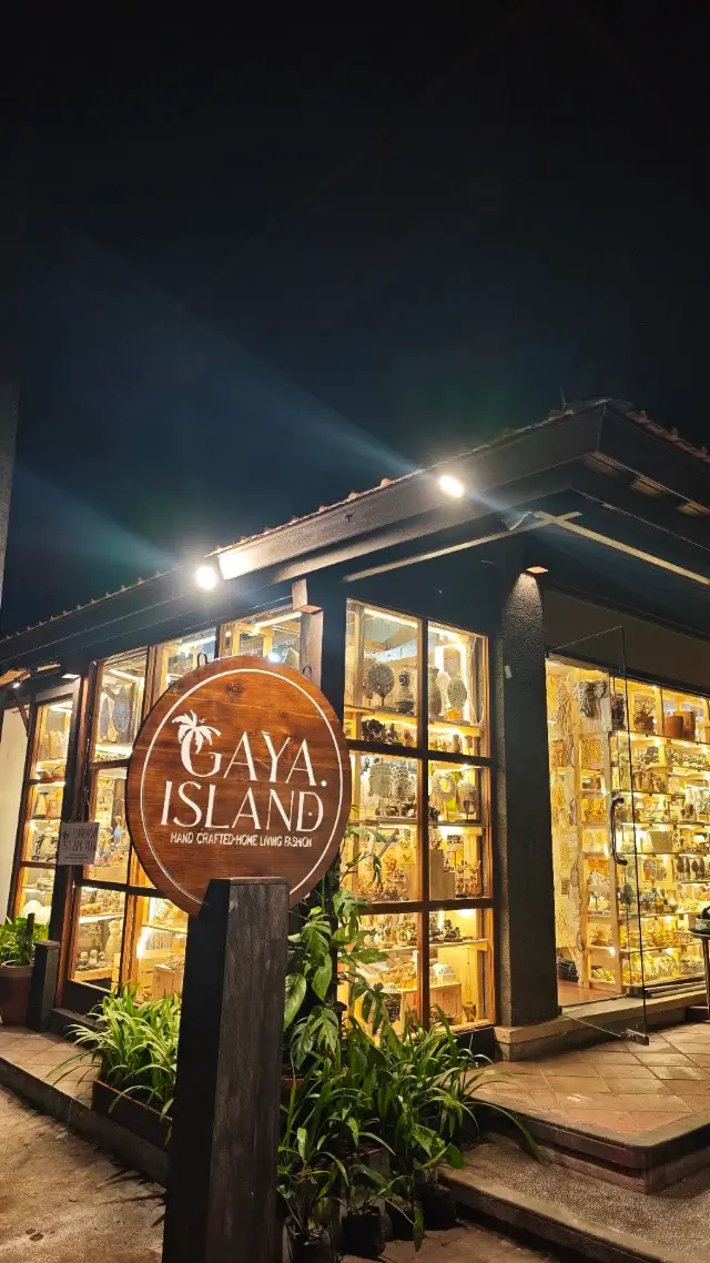 Gaya Island Souvenir - Ubud
