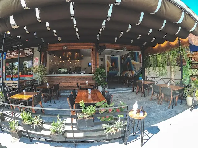 Rise & Shine Cafe Umalas