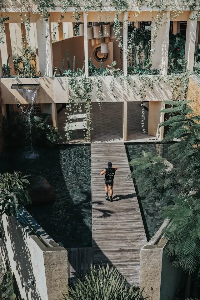 Omni