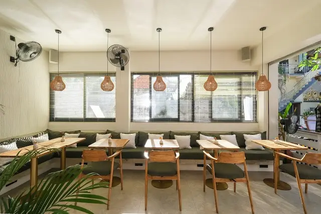 nüde cafe Pererenan