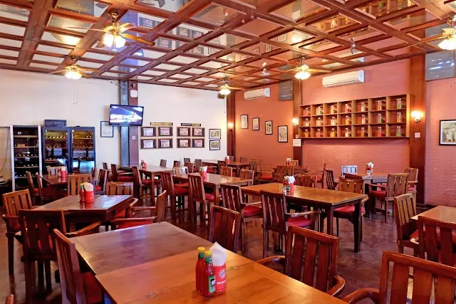 Arena Pub & Restaurant