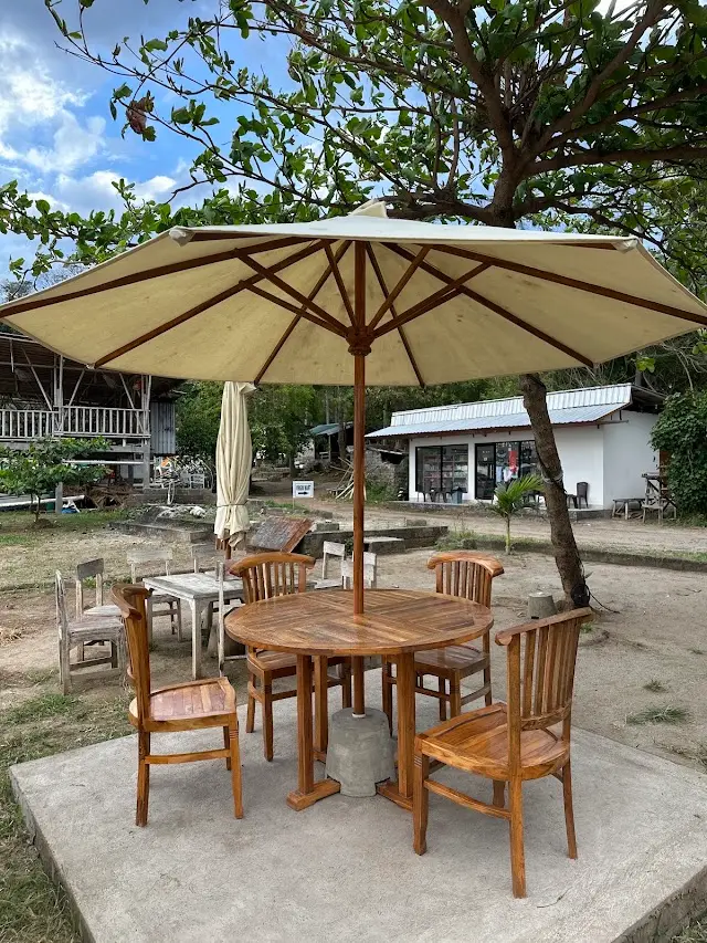 Seaside cafe paon pesisir