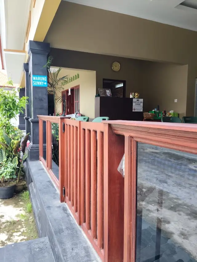 Warung Sunny