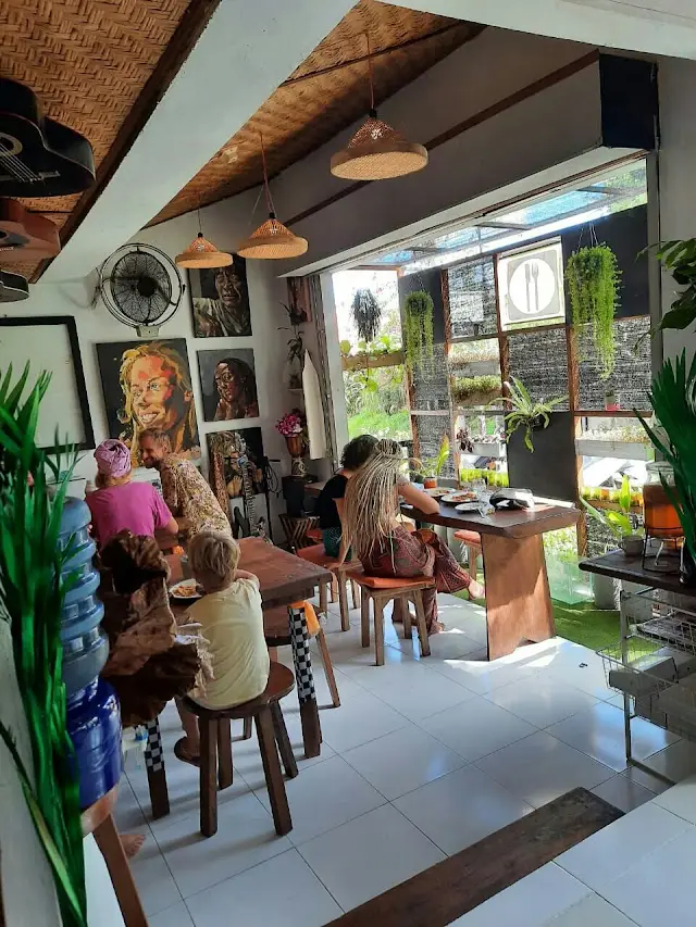 WARUNG GREEN