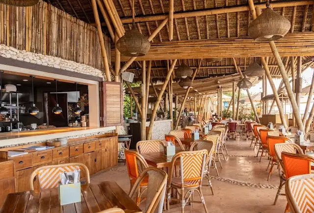 Sundays Beach Club