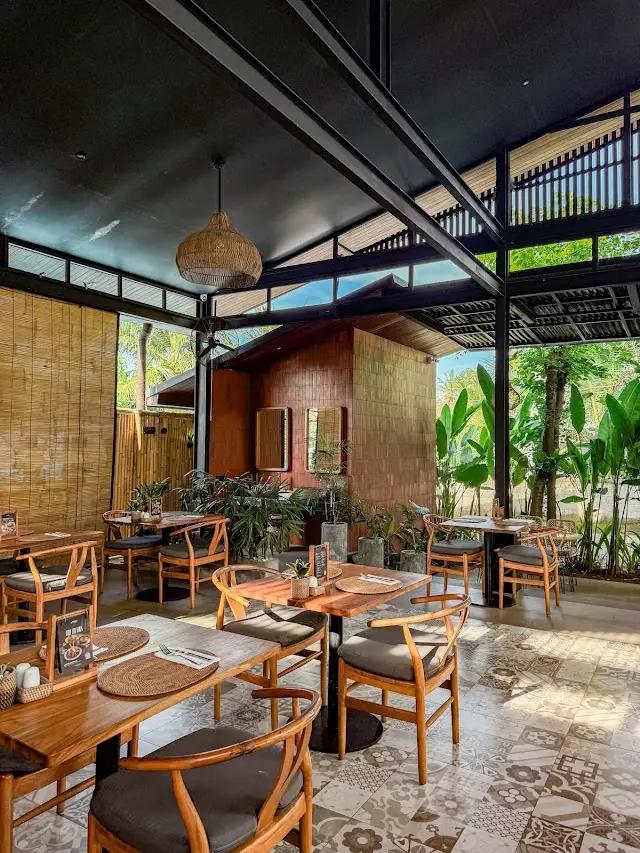 de'TOPAZ Cafe Ubud