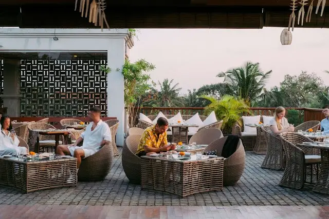 Sky Lounge by Ely's Kitchen