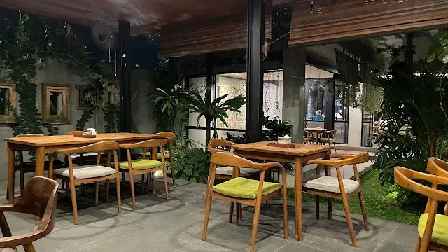 Seeds Eatery