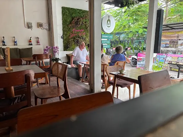Umbi Cafe Bali