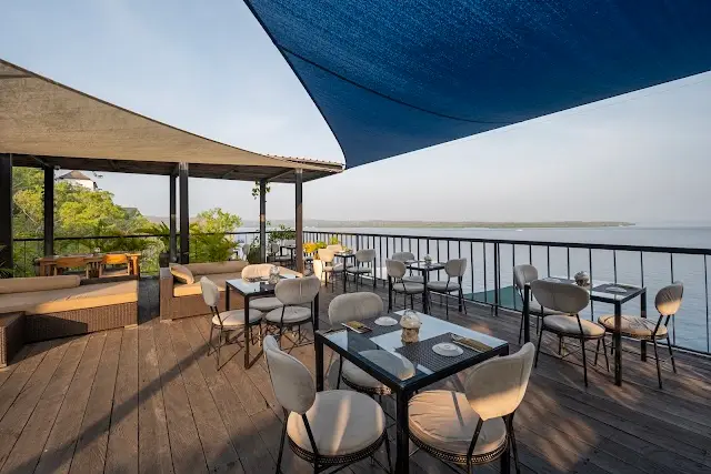 Warnakali Restaurant Nusa Penida
