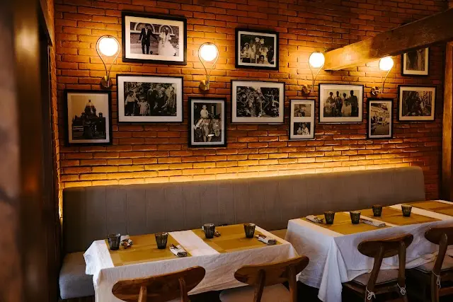 Otello's Neighbourhood Italian