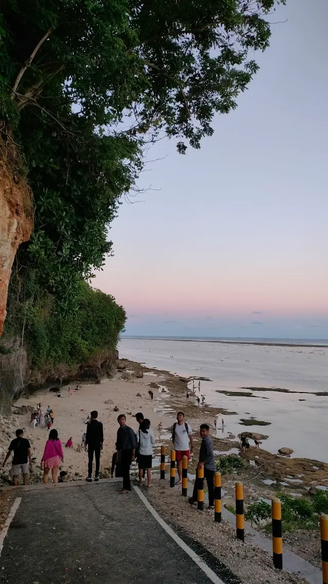 Pantai Tanah Barak