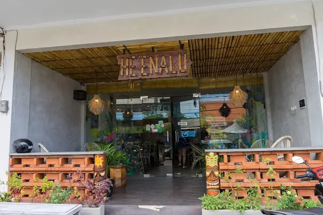 He'enalu Cafe And Resto