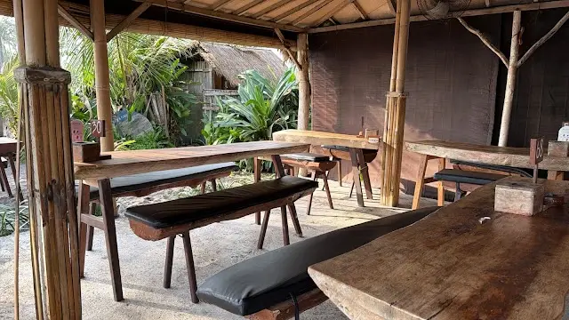 Warung Pantai seseh