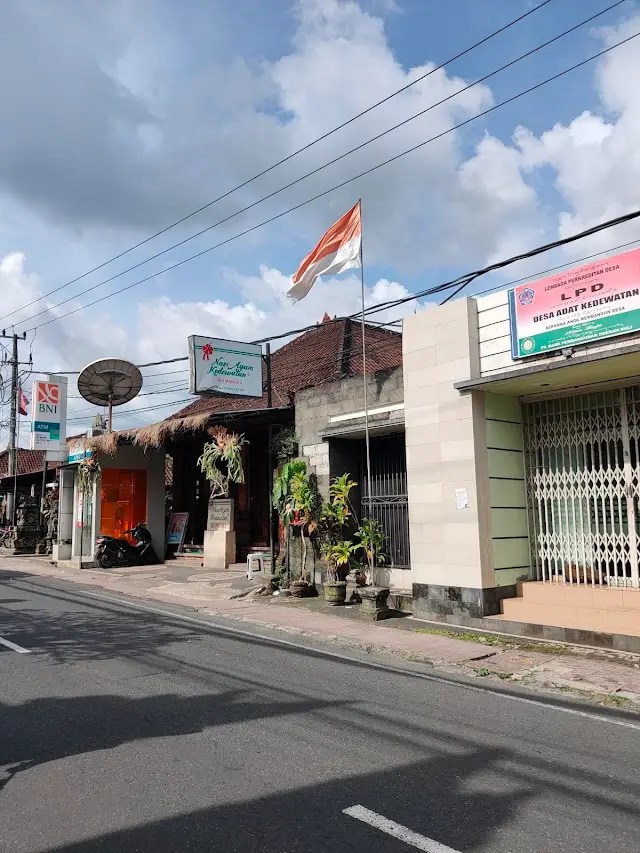 Chicken Rice Kedewatan Bu Mangku
