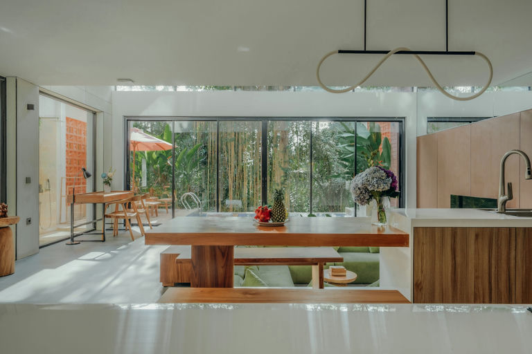 Вилла MOON ROCK VILLA 1.0 в Batubulan - 105 м², 2 спальни — фото 1 из 9