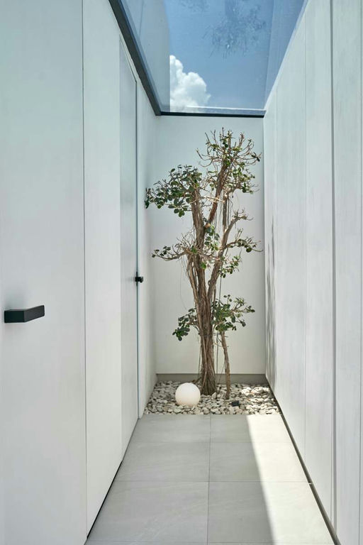 Вилла Archestet Villas в Berawa - 250 м², 3 спальни — фото 1 из 10